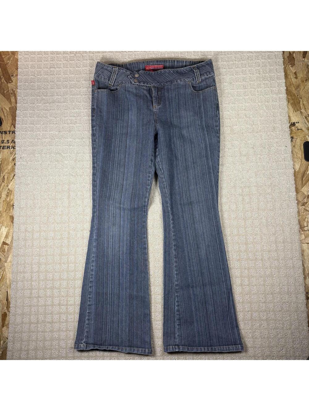 Hot Kiss Y2K Flared Jeans Womens Size 13 34x31